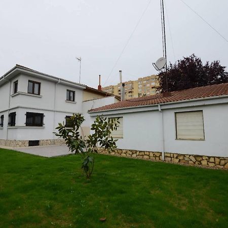 Villa Housing Leon Casa Con Jardin Esterno foto