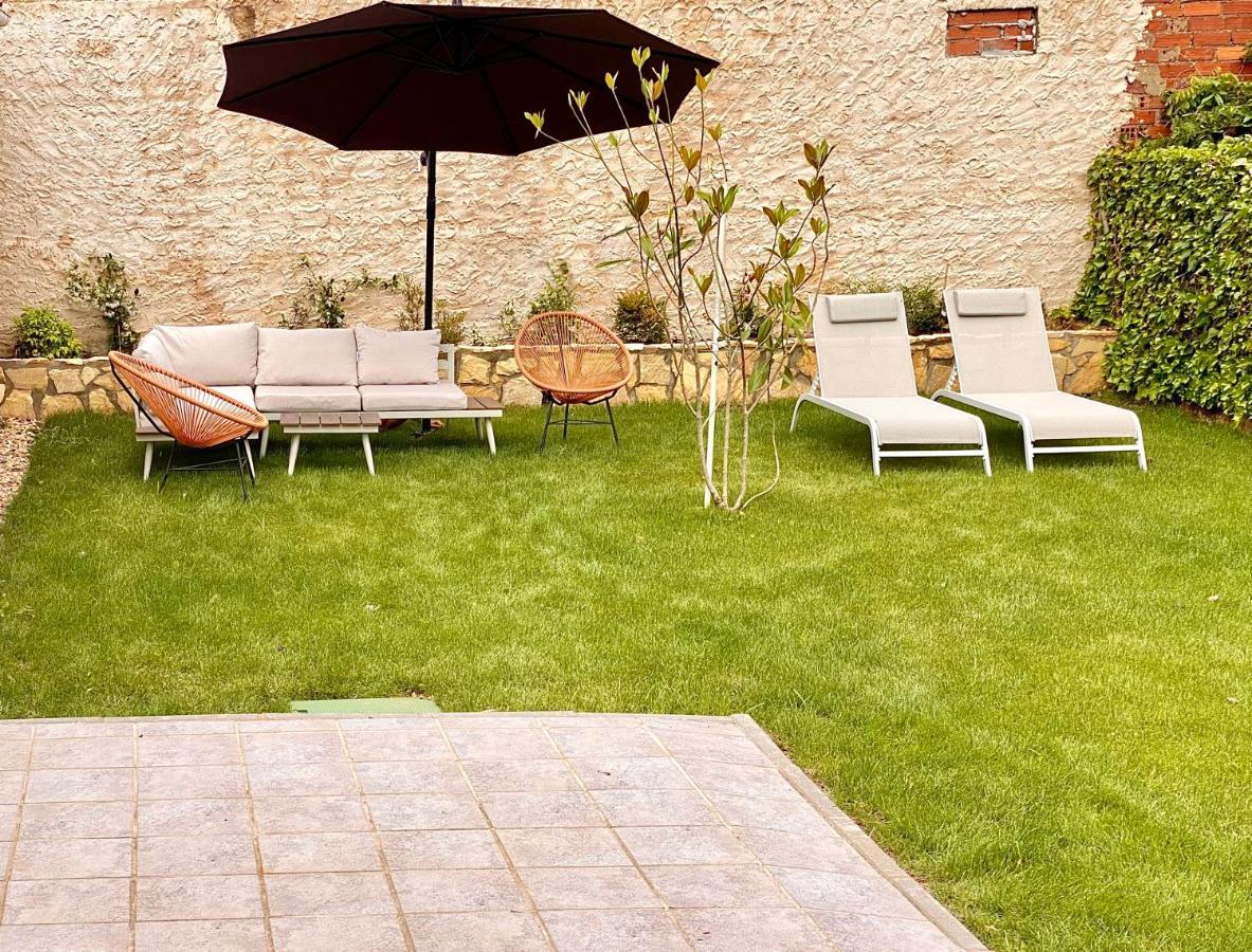 Villa Housing Leon Casa Con Jardin Esterno foto